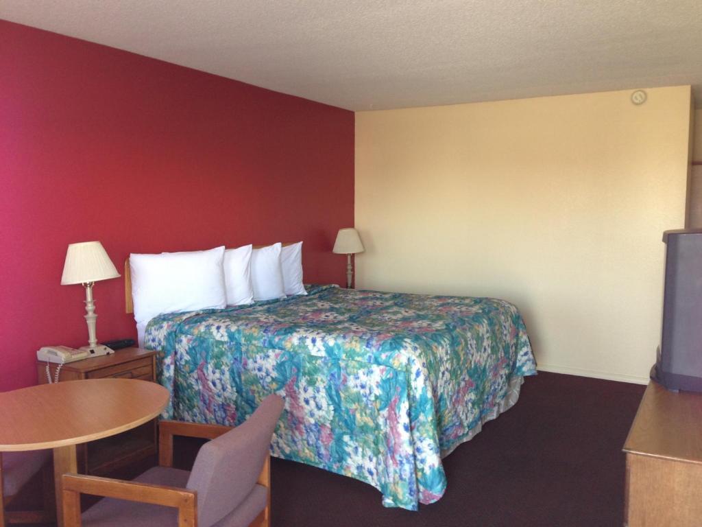 Super 7 Inn-Siloam Springs Room photo